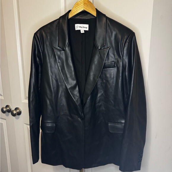 The Drop Jackets & Blazers - The Drop Women's Black Faux Leather Blazer NWOT